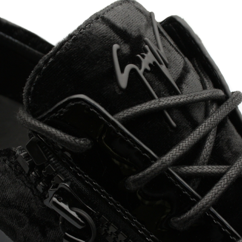 "FRANKIE" velour noir effet crocodile