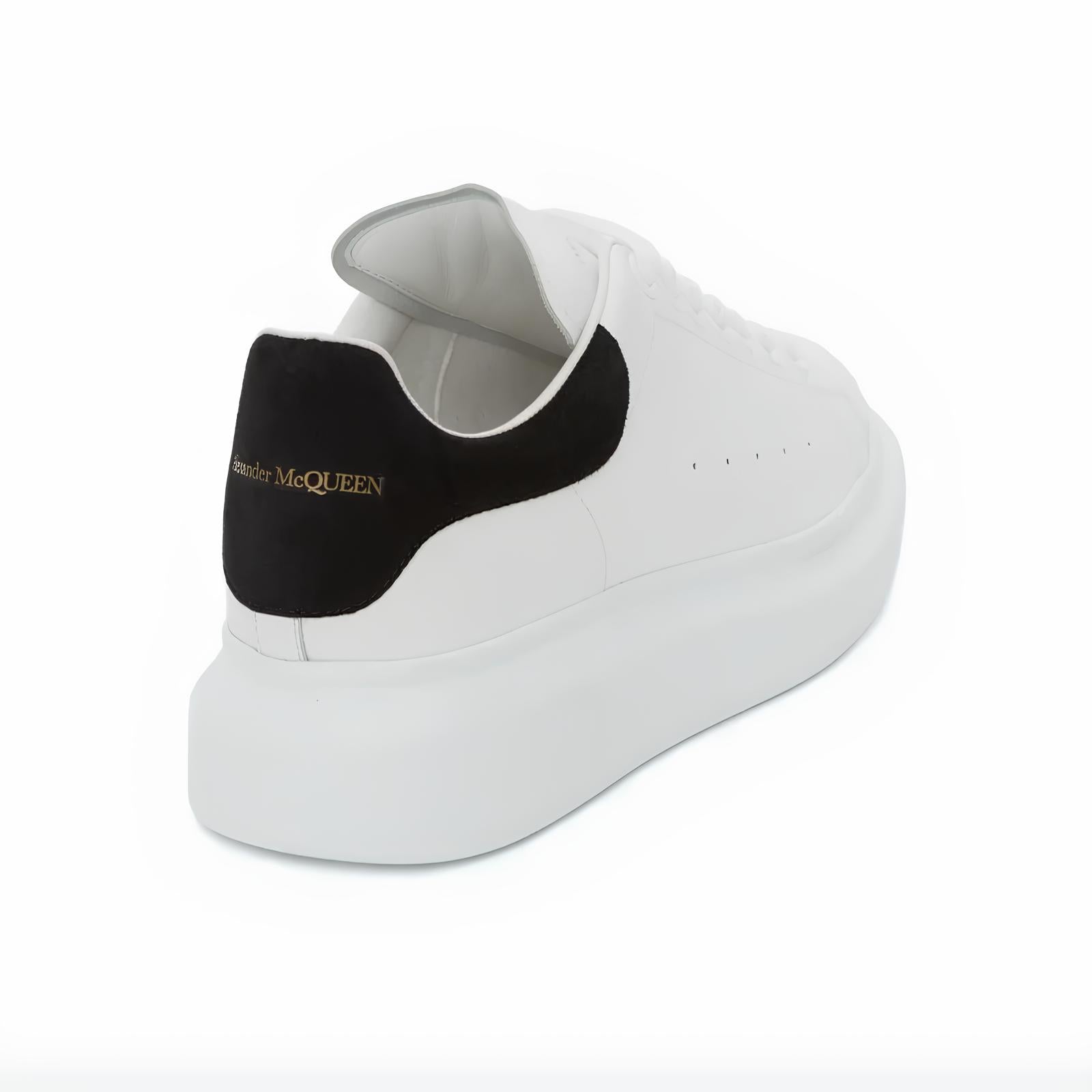 Alexander McQueen oversize en blanc/ noir